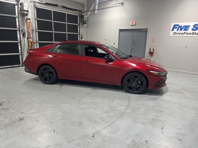 2026 Hyundai Elantra SEL's photo