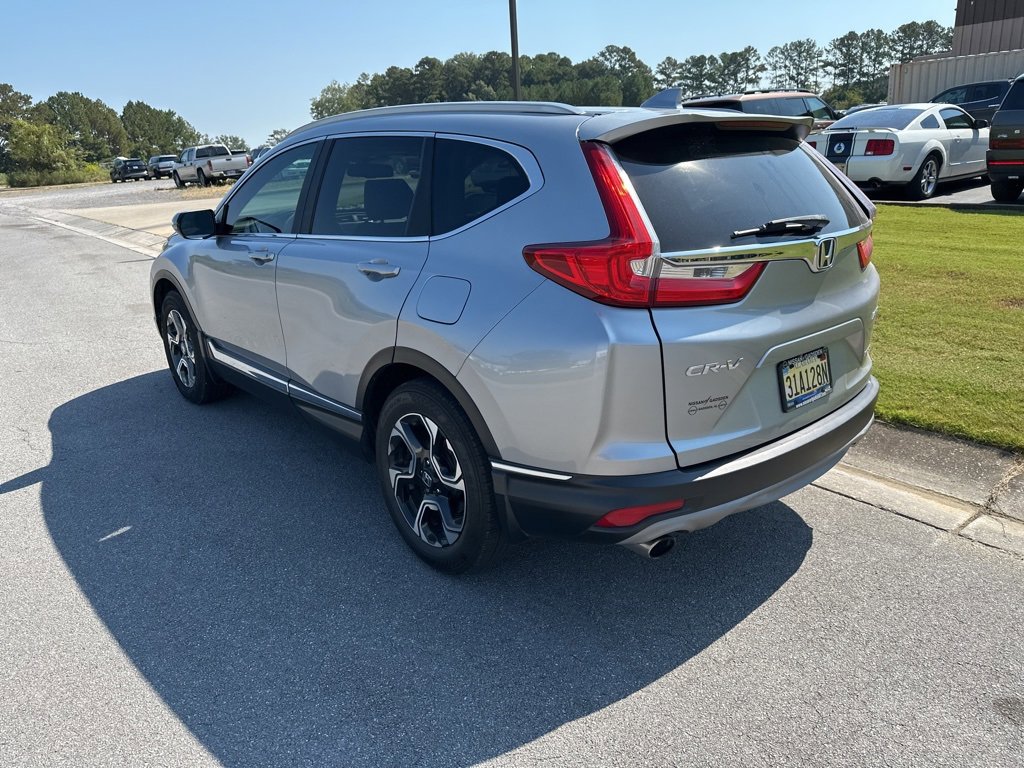 2017 Honda CR-V Touring photo 7