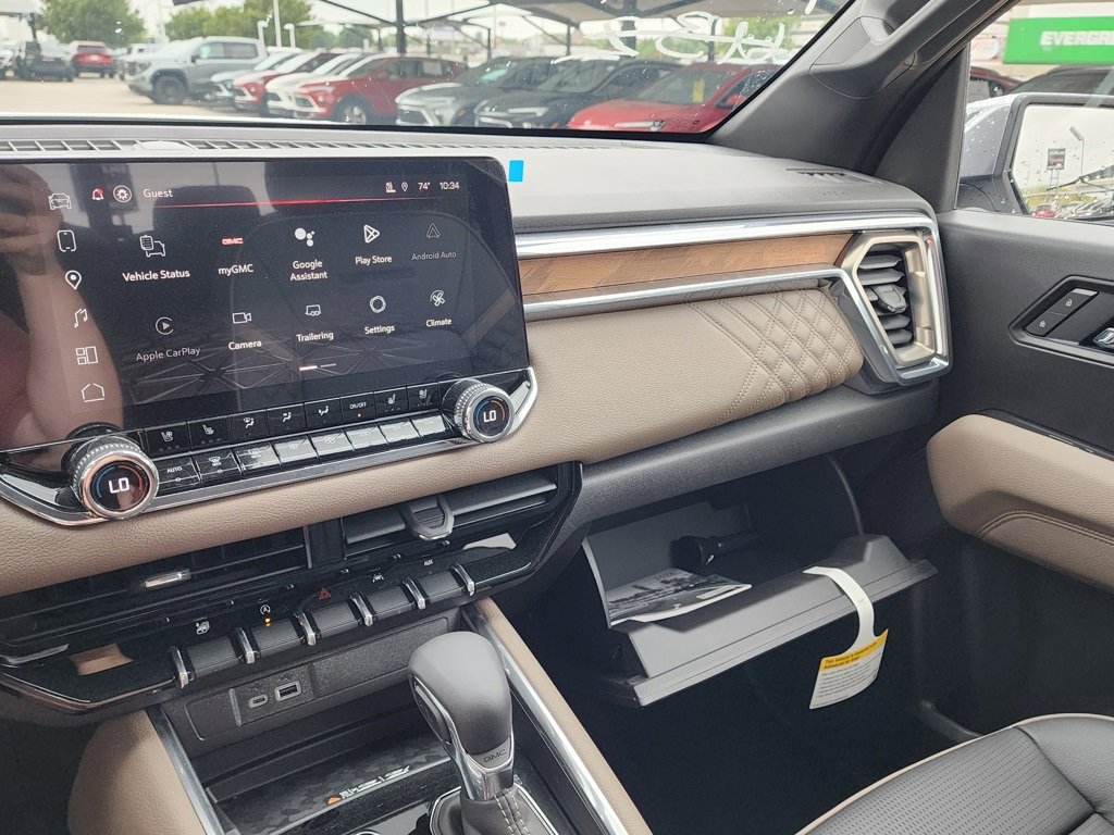 2026 Gmc Canyon Denali photo 36