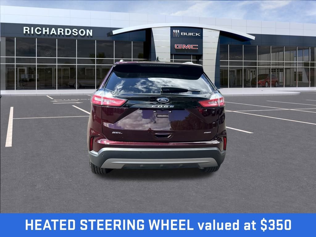 2022 Ford Edge SEL photo 4