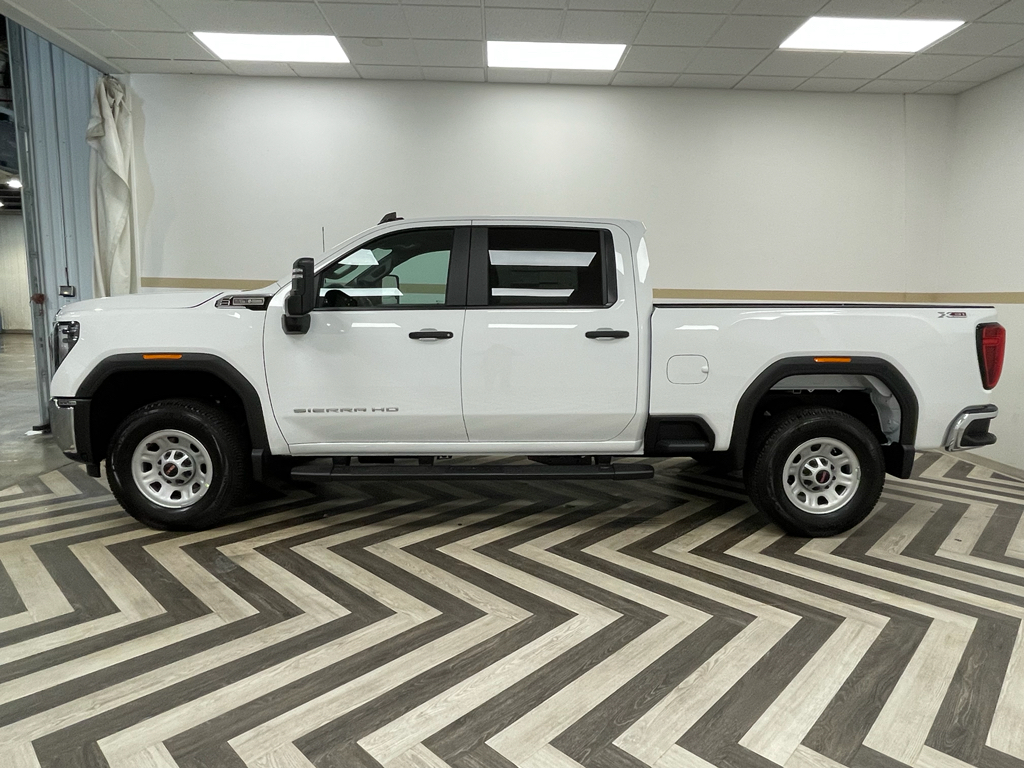 2025 Gmc Sierra 2500 HD Pro photo 2
