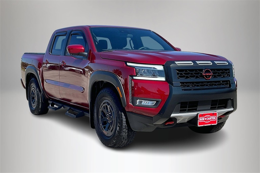 2025 Nissan Frontier PRO-X's photo