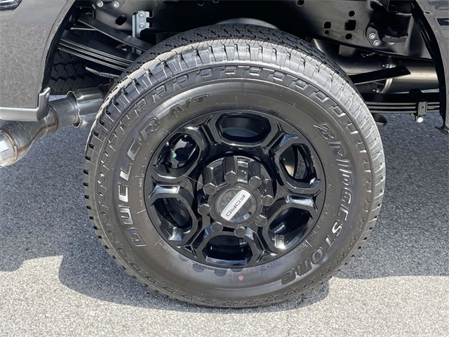 2025 Ford F-350 XL photo 4