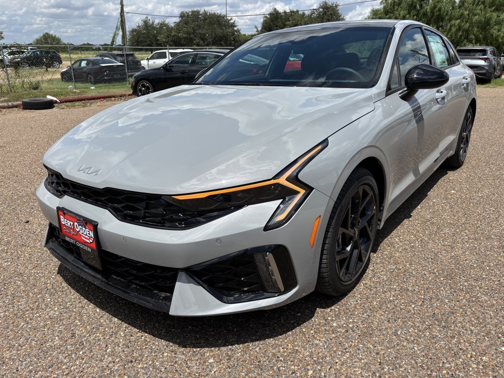 2026 Kia K5 GT-Line photo 2