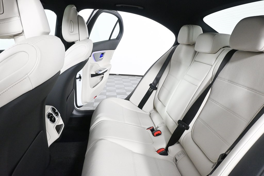 2025 Mercedes Benz C 300 photo 11