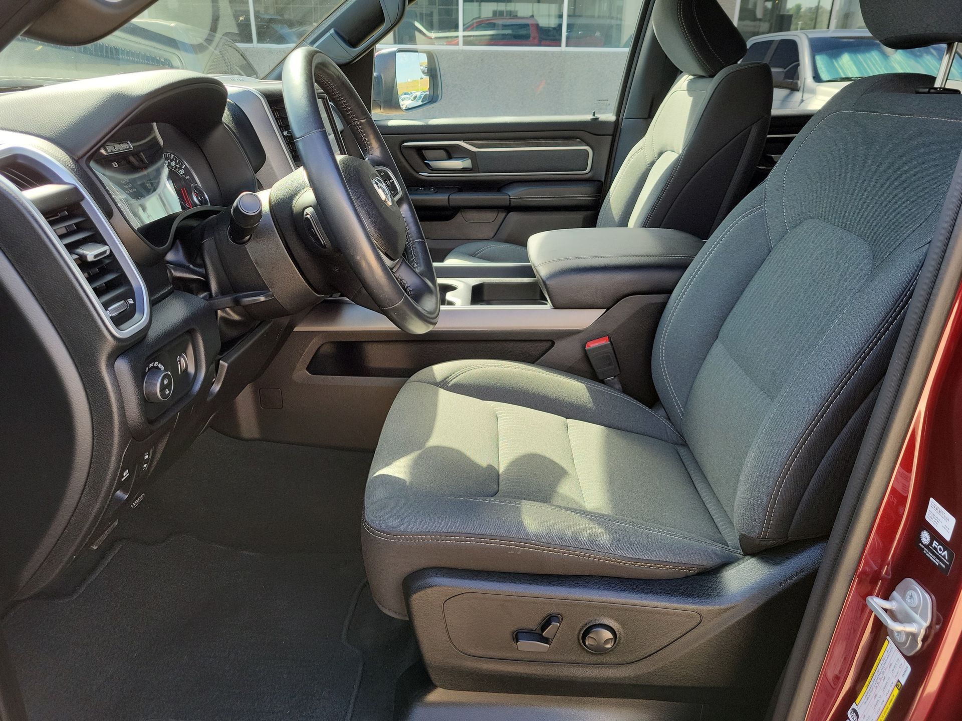 2022 Ram 1500 Big Horn photo 18