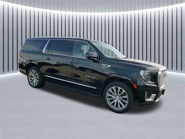 2022 Gmc Yukon XL Denali photo 2