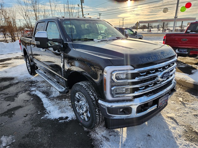 2026 Ford F-350 Super Duty Lariat's photo