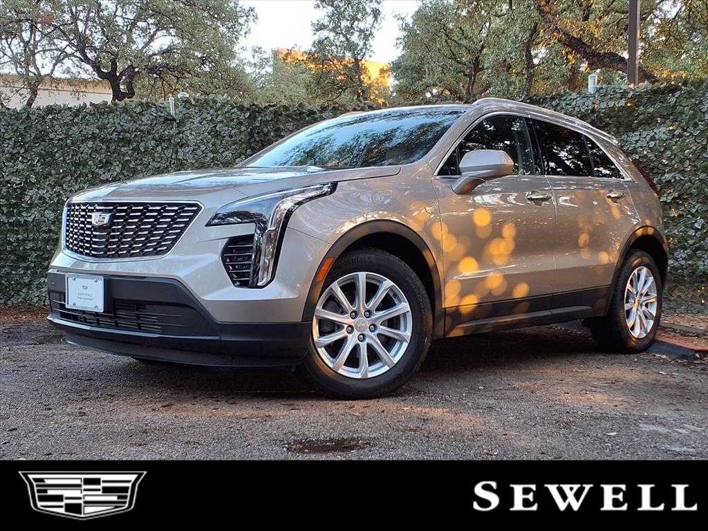 2023 Cadillac XT4 Luxury's photo
