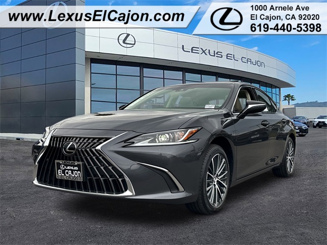 2025 Lexus ES 350's photo