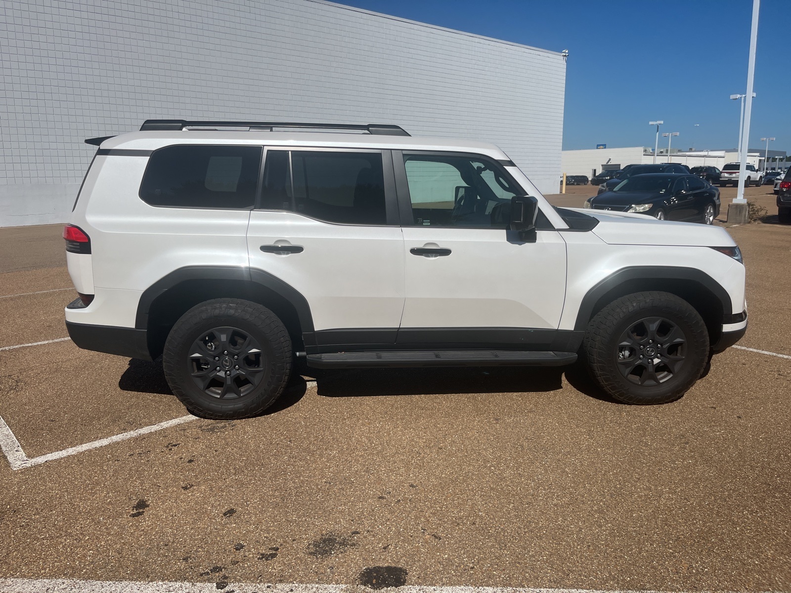 2024 Lexus GX 550 Overtrail photo 3