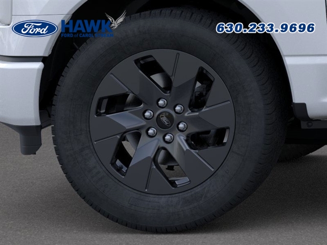 2025 Ford F-150 Lightning photo 19