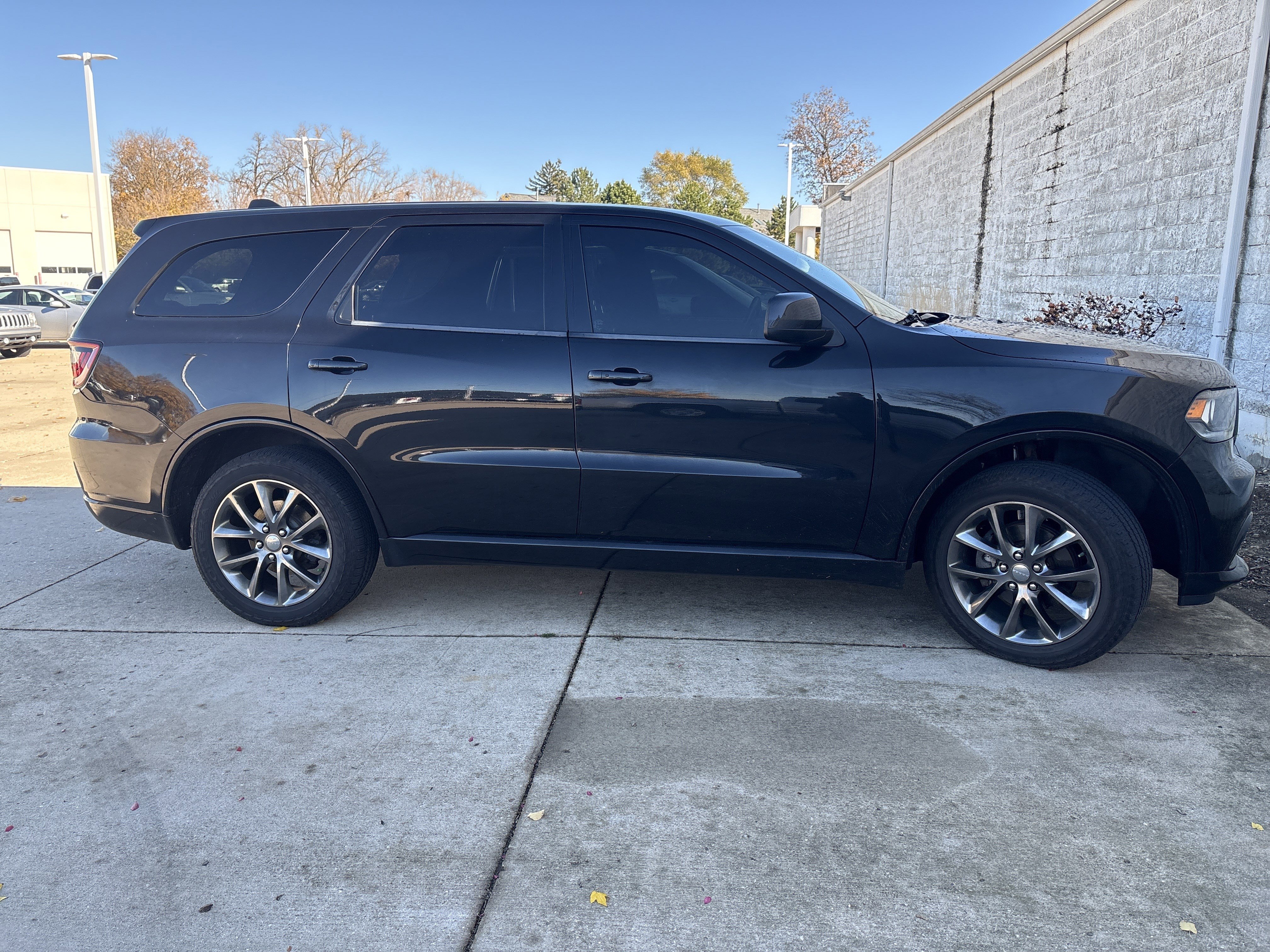 Used 2014 Dodge Durango SXT Plus with VIN 1C4RDJAG1EC414603 for sale in Palatine, IL