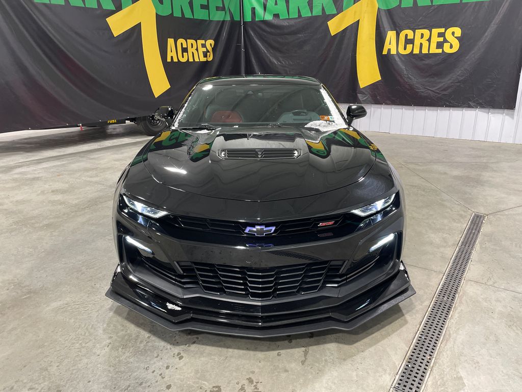 2021 Chevrolet Camaro 2SS photo 2