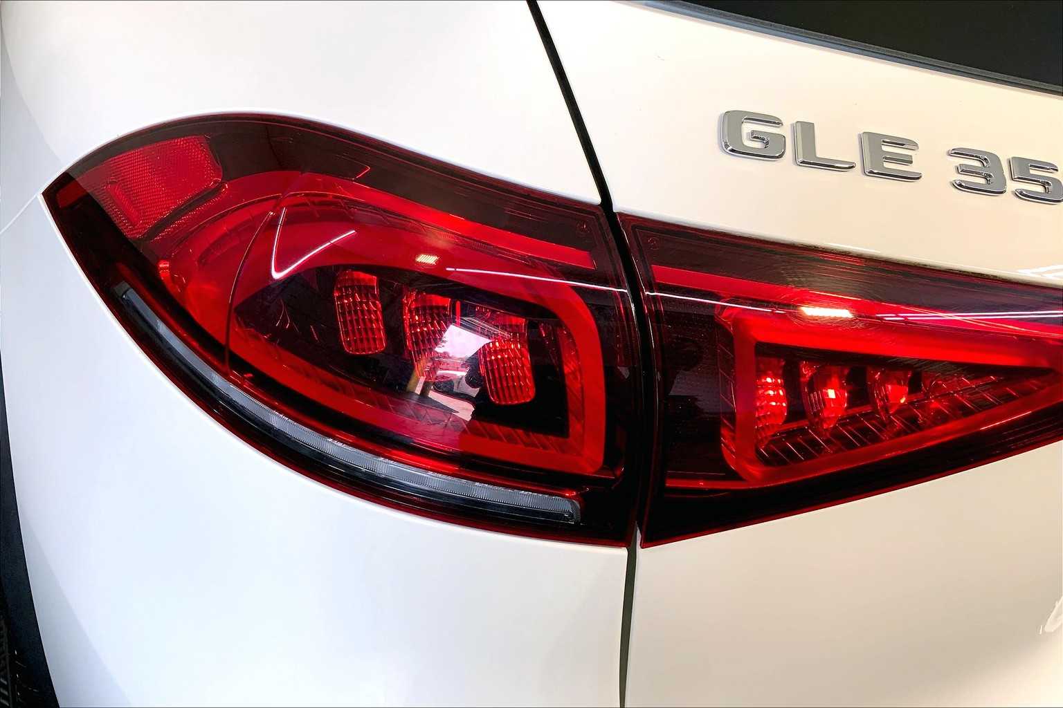 2020 Mercedes Benz GLE 350 4MATIC photo 18