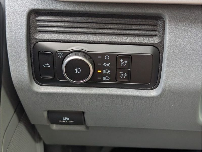2025 Ford F-350 XLT photo 12