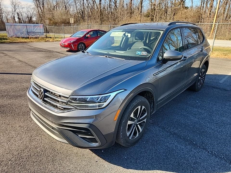 2022 Volkswagen Tiguan S's photo