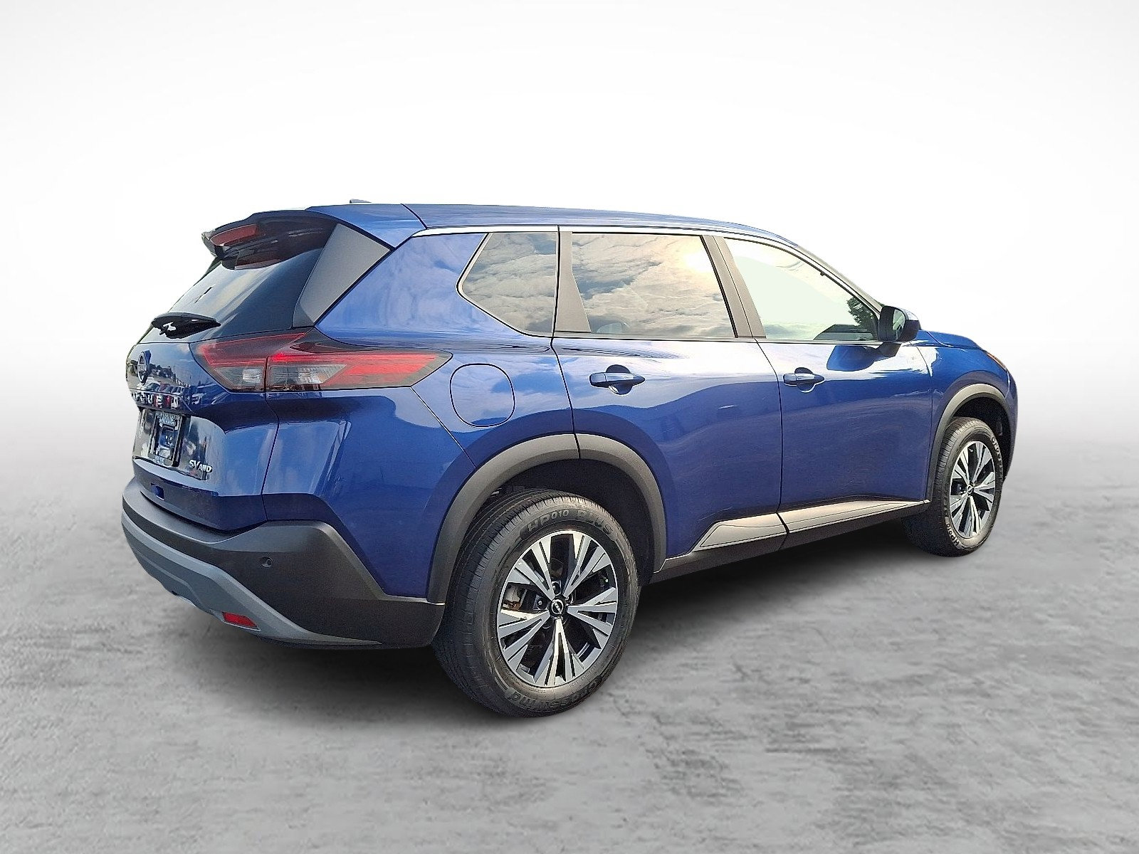 2023 Nissan Rogue SV photo 5