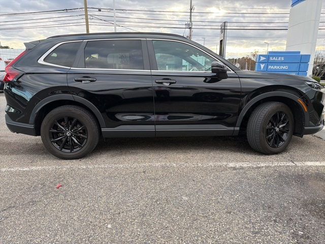 2023 Honda CR-V Hybrid Sport photo 2