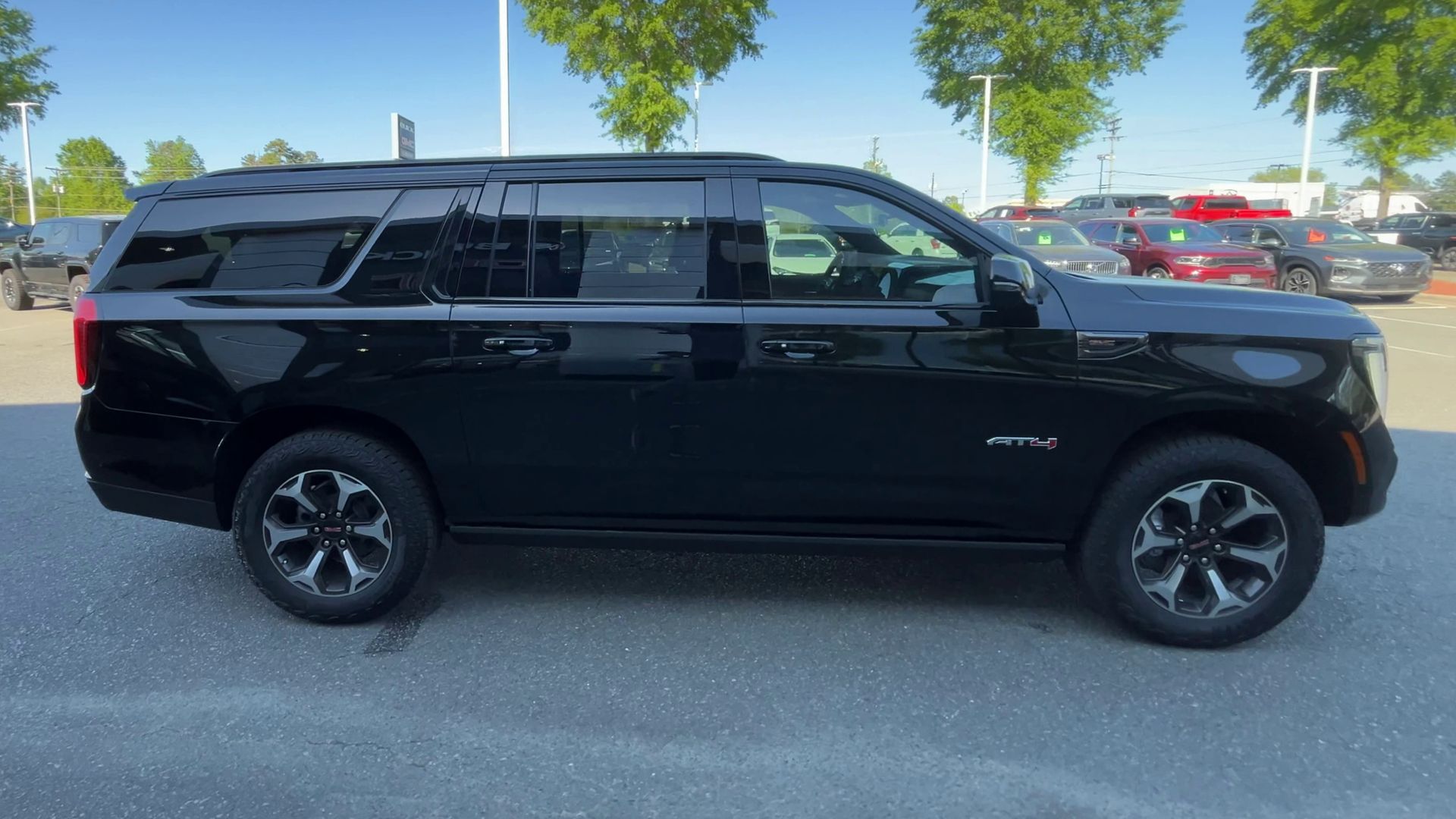 2025 Gmc Yukon XL AT4 Ultimate photo 33