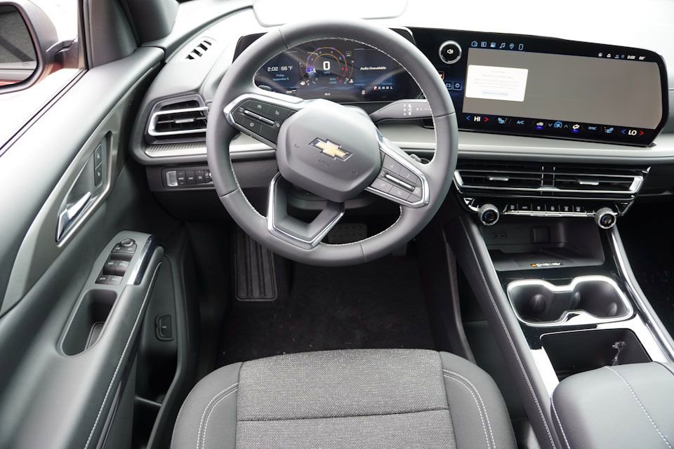 2026 Chevrolet Traverse photo 5
