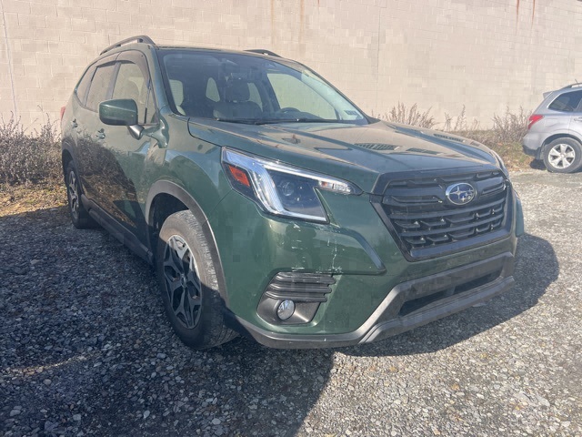 2023 Subaru Forester Premium's photo