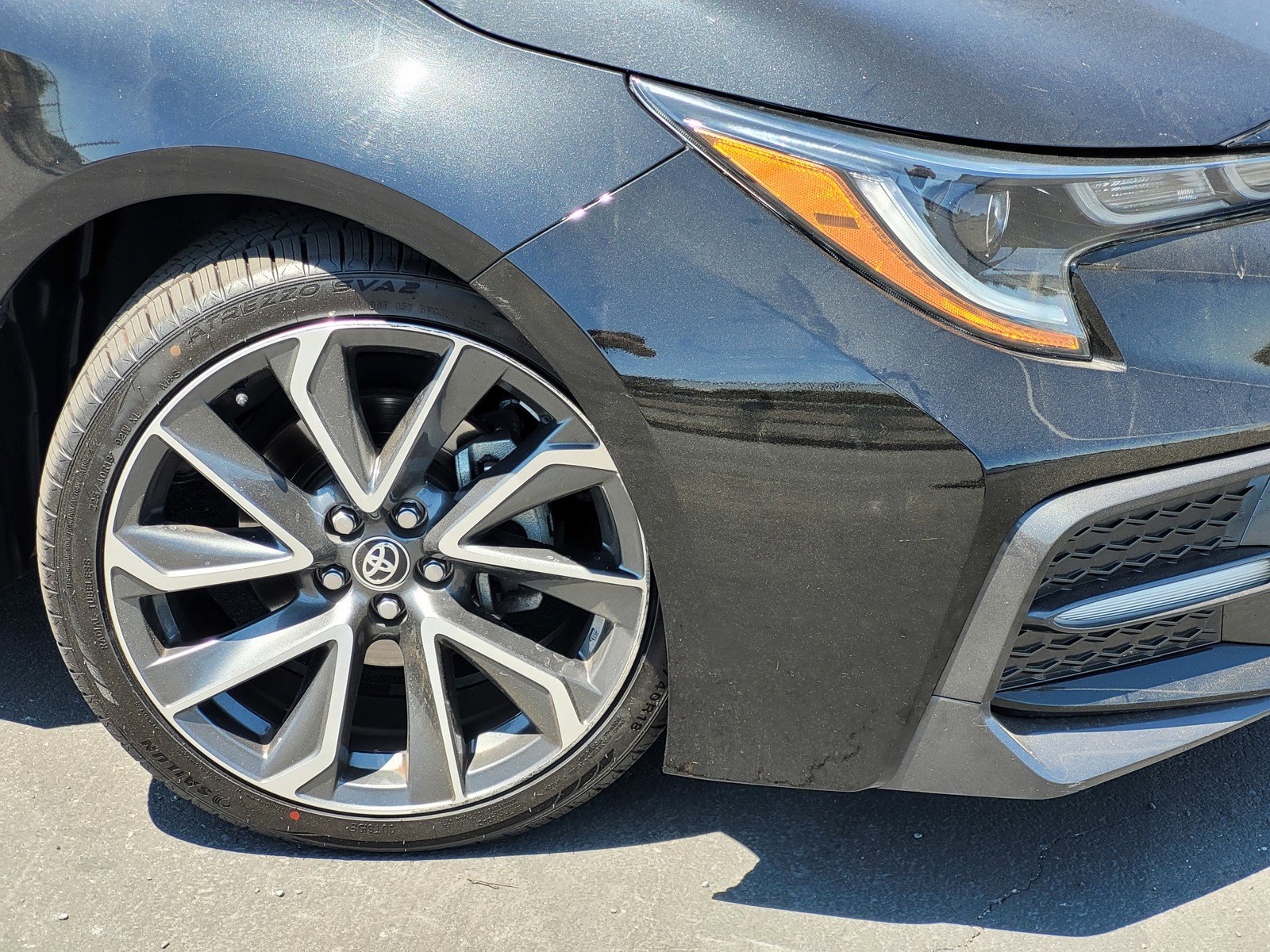 2021 Toyota Corolla XSE photo 9