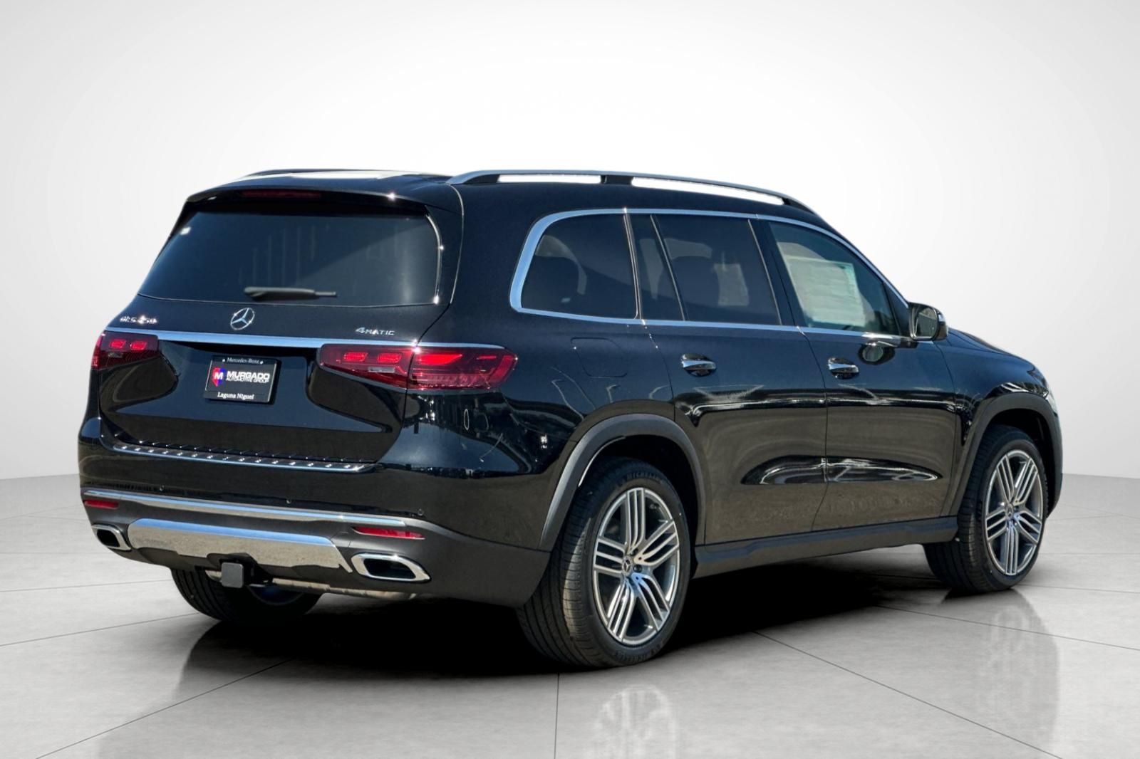 2025 Mercedes Benz GLS 450 4MATIC photo 11