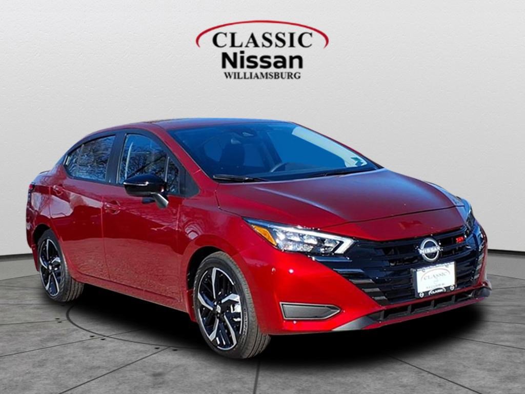 2025 Nissan Versa Sedan SR's photo