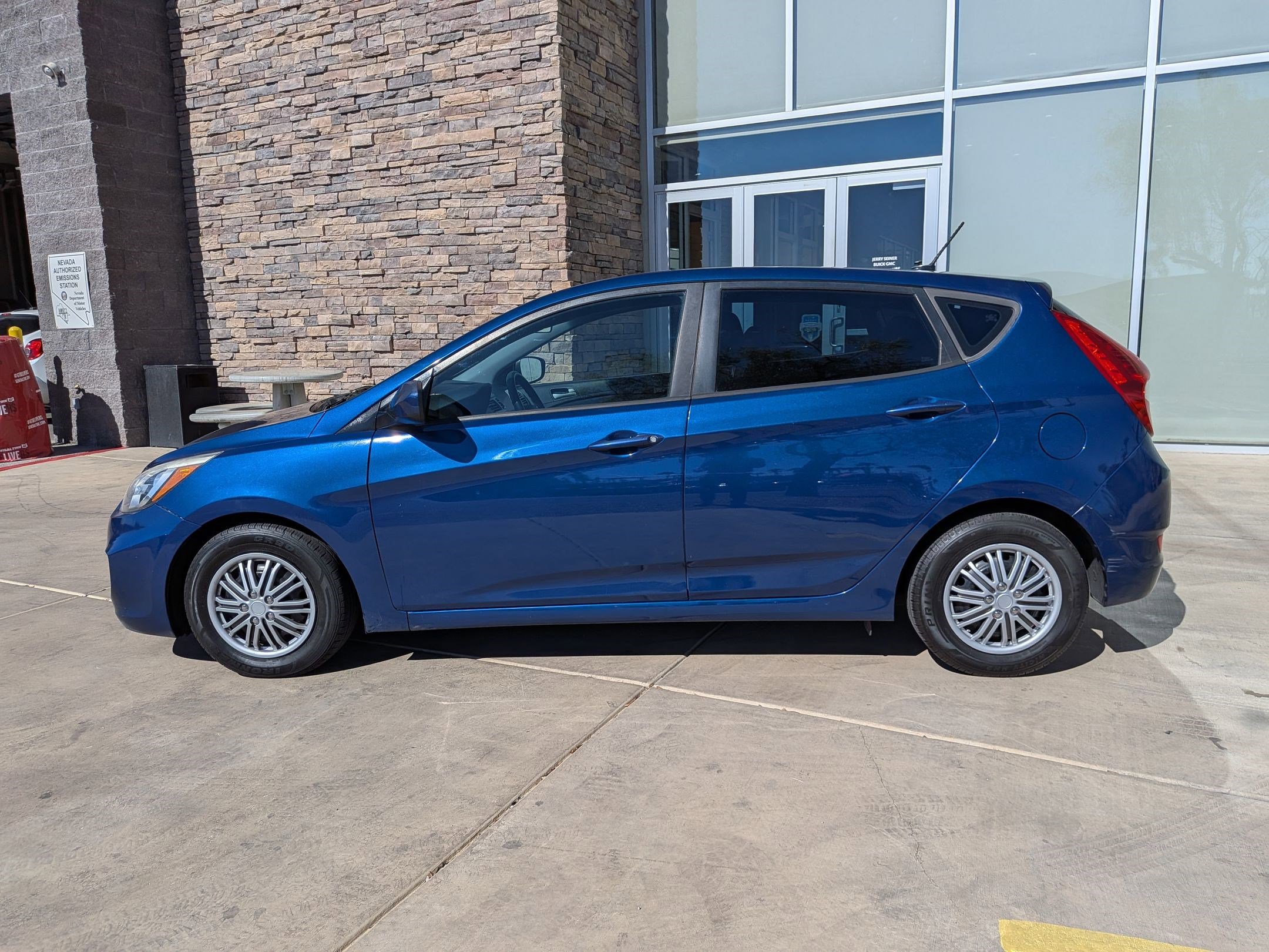 Used 2015 Hyundai Accent GS with VIN KMHCT5AE8FU227526 for sale in Las Vegas, NV