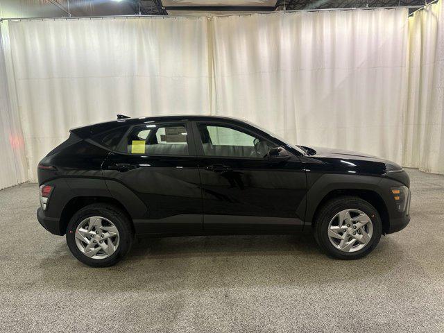 2026 Hyundai Kona SE photo 4