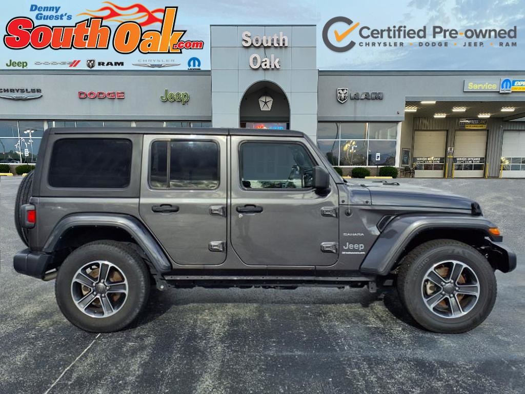 2023 Jeep Wrangler Sahara photo 2