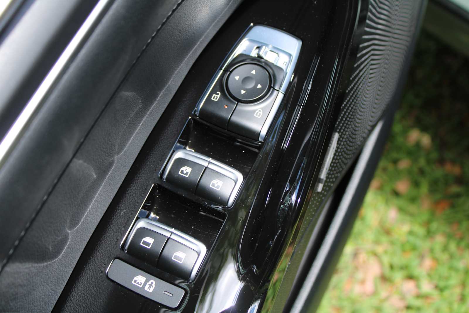 2025 Kia K5 GT-Line photo 18