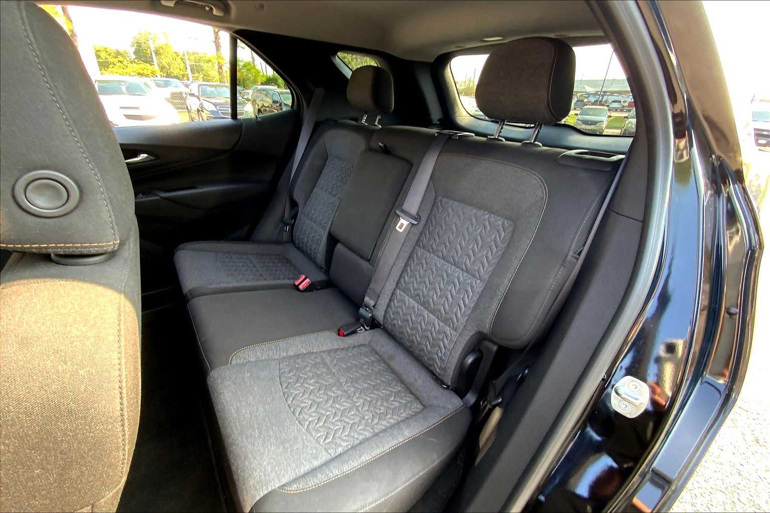 2023 Chevrolet Equinox LT photo 36