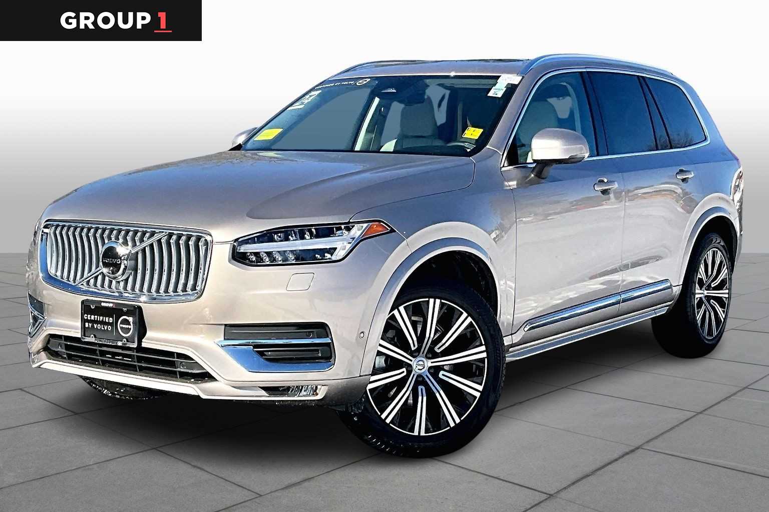 2024 Volvo XC90 Plus's photo