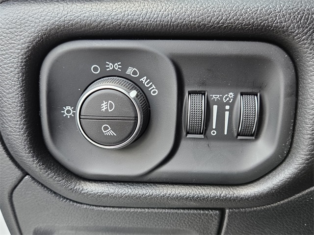 2025 Ram 1500 Big Horn Lone Star photo 25