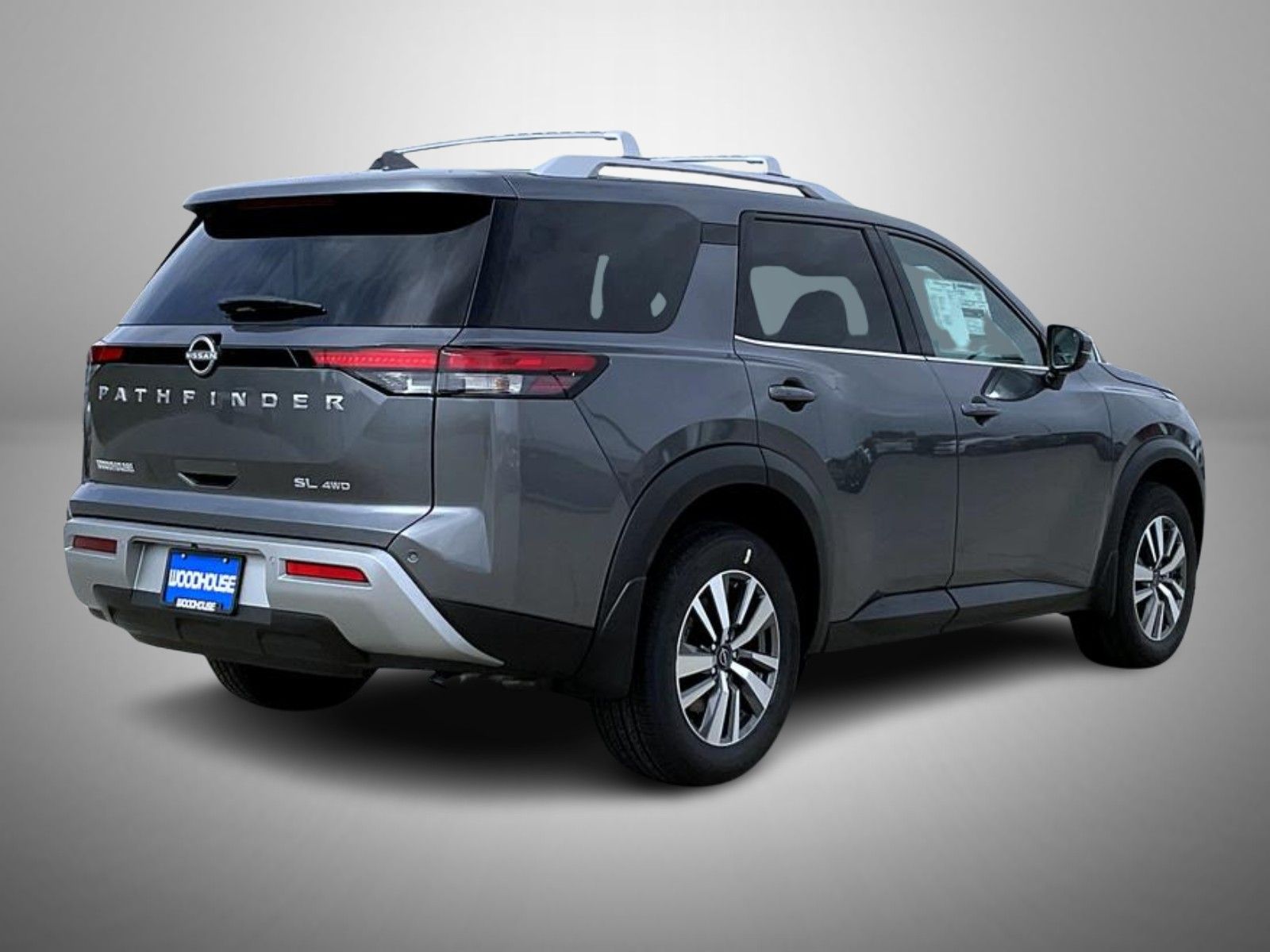 2025 Nissan Pathfinder SL photo 5