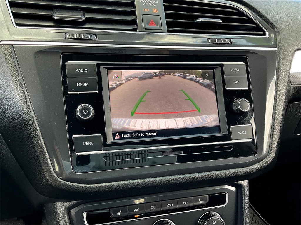 2023 Volkswagen Tiguan S photo 18