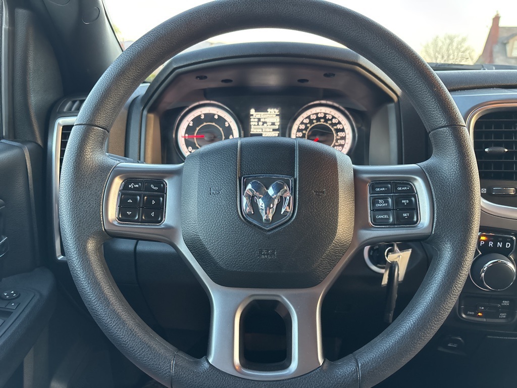 2024 Ram 1500 Classic Warlock photo 9