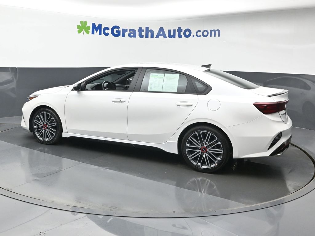 2023 Kia Forte GT photo 16