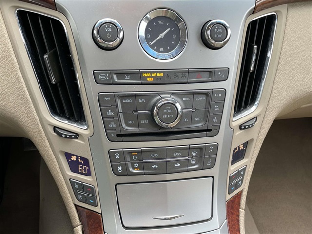 2011 Cadillac CTS Premium photo 19