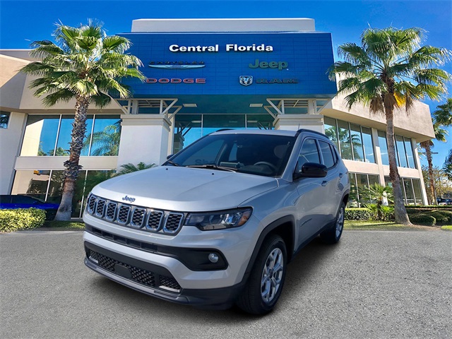 2025 Jeep Compass North Edition Latitude photo 7