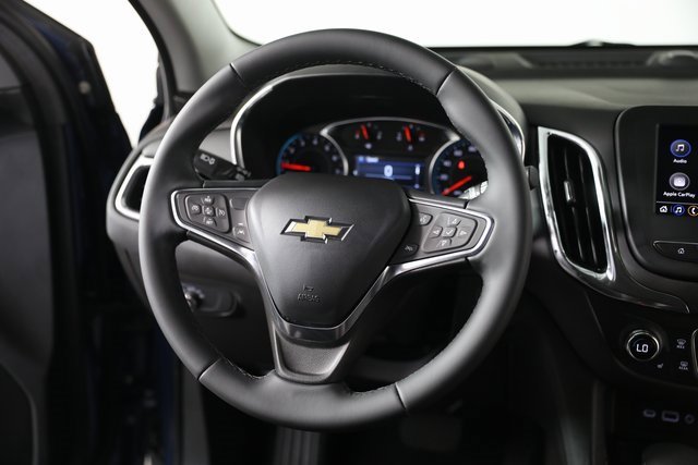2024 Chevrolet Equinox LT photo 3