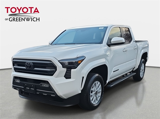2025 Toyota Tacoma SR5's photo