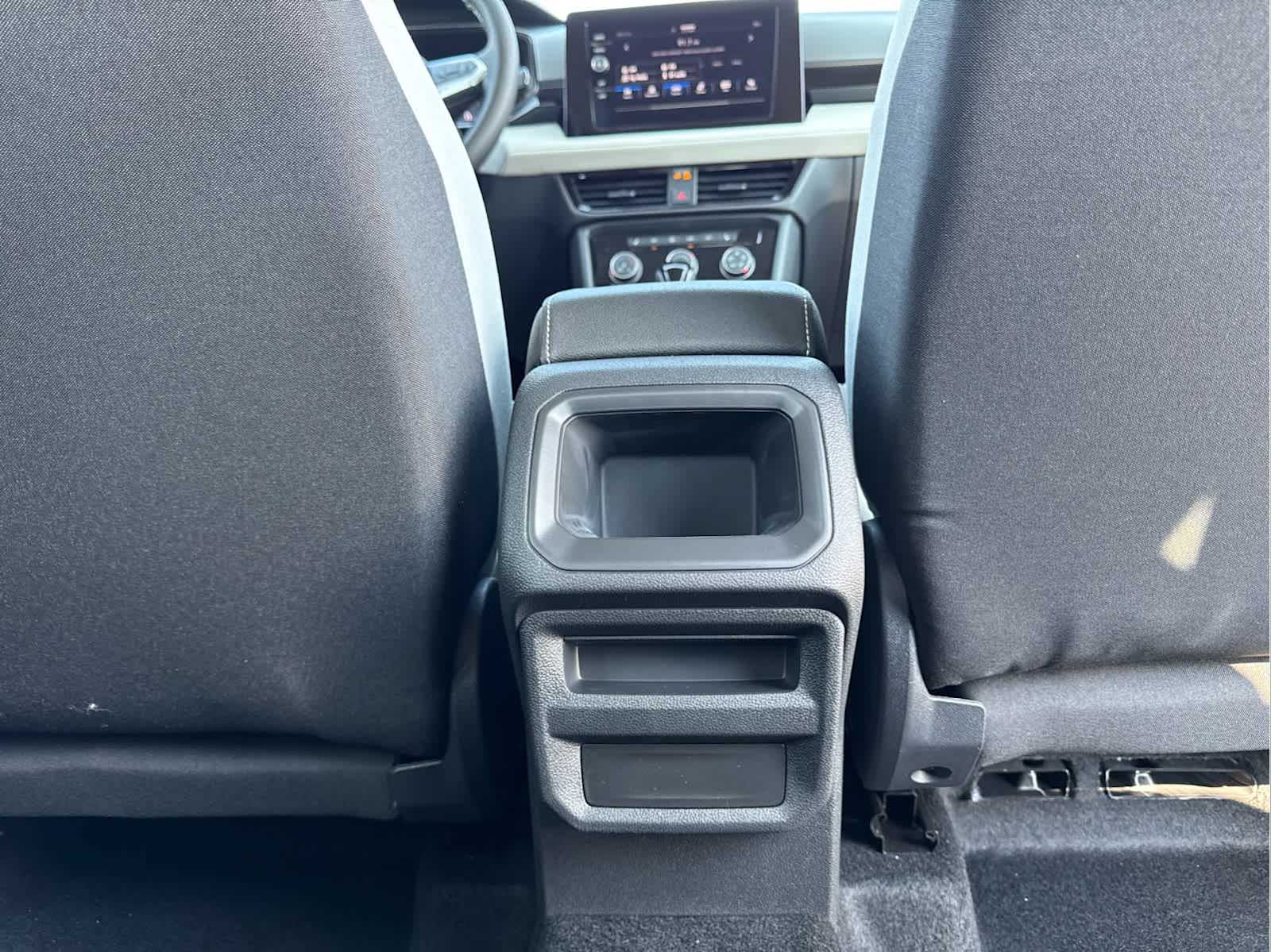 2025 Volkswagen Taos S photo 37