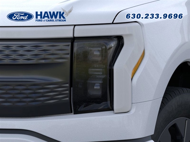 2025 Ford F-150 Lightning photo 18