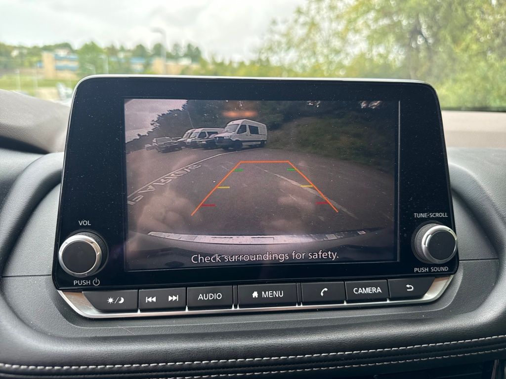 2022 Nissan Rogue SV photo 20