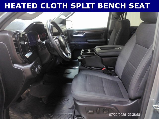2024 Chevrolet Silverado 1500 LT photo 12
