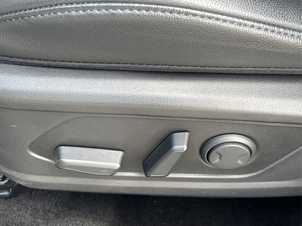 2025 Hyundai Tucson SEL Convenience photo 19