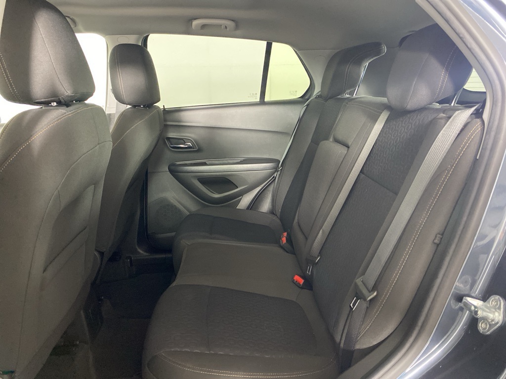 2022 Chevrolet Trax LS photo 20